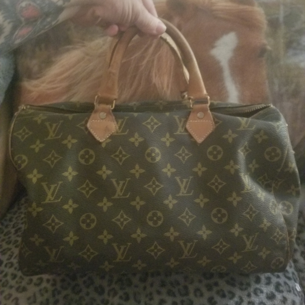 Louis vuitton 35 damaged zipper vintage